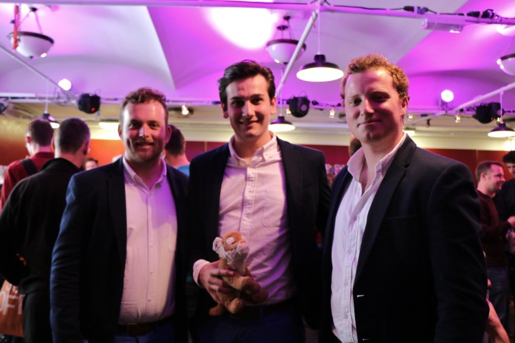 Cast of Acappella Kings College