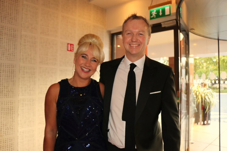 Entrance two random people