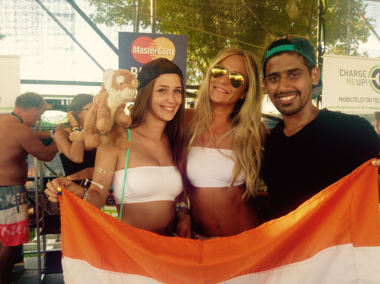 A72BD20F-B10D-416A-AC94-79C9C6A5894D