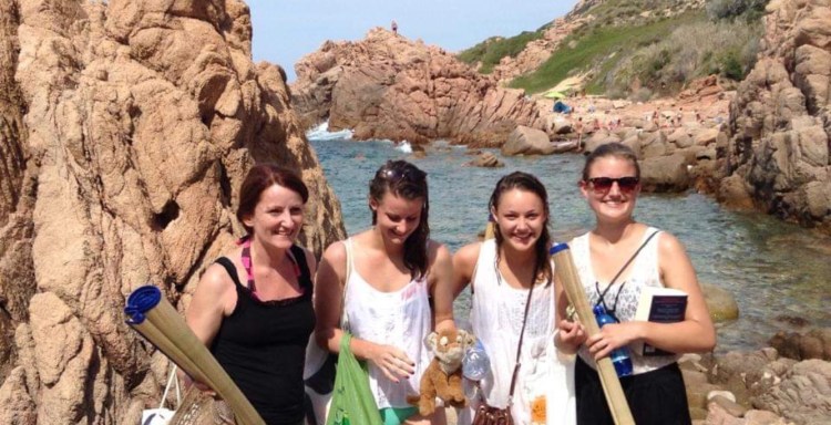 31CF4CDD-9842-40E1-9EDE-34C3B402CBD9